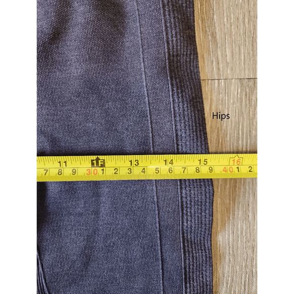 Lululemon Ebb To Street Pant Size 6 EUC - Picture 10 of 13